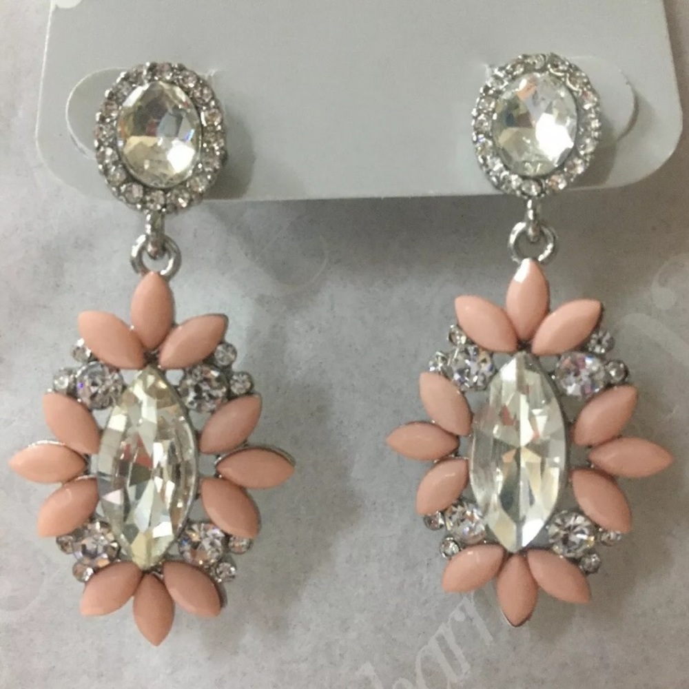 RSVP Bridal Oval Rhinestone light pink Earrings